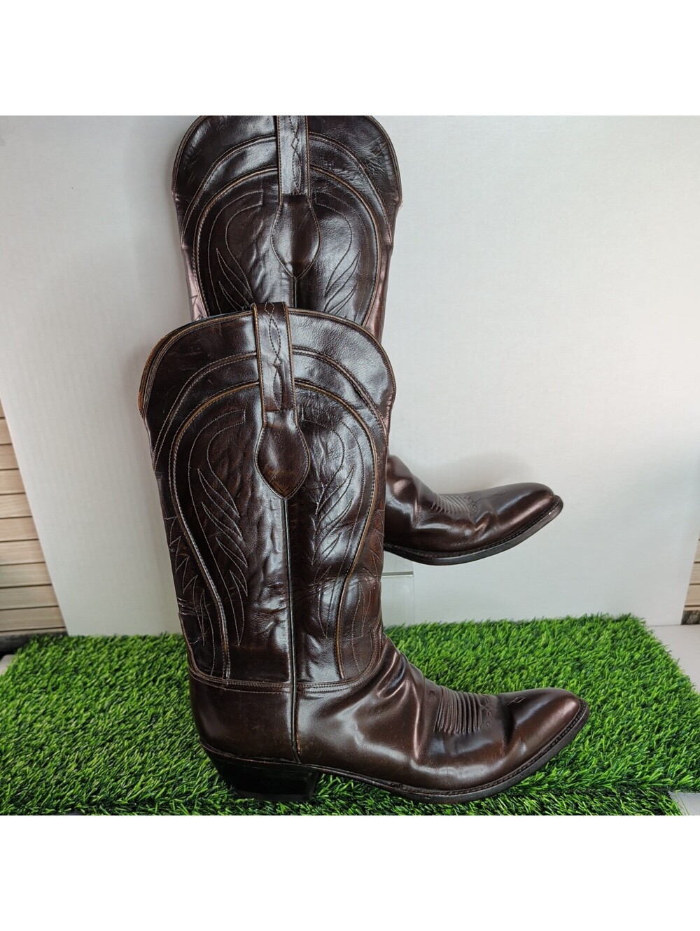 Lucchese Classic Pointed Toe Boot LO798 Size 13D